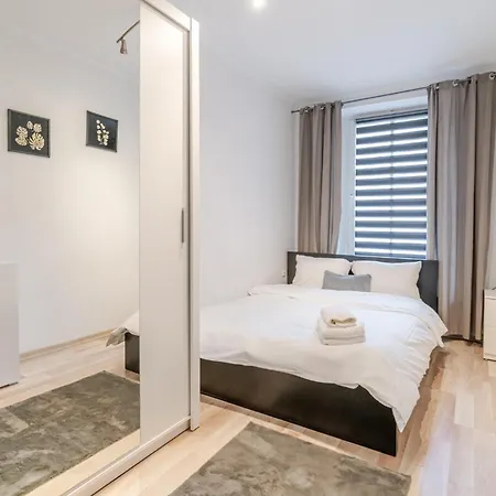 Dolnych Wałów By Bookinghost Apartament Gliwice